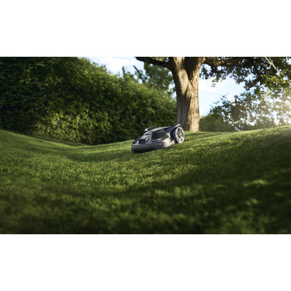 Газонокосарка-робот Husqvarna AM 320 NERA