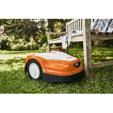 Газонокосарка-робот Stihl RMI 422 P